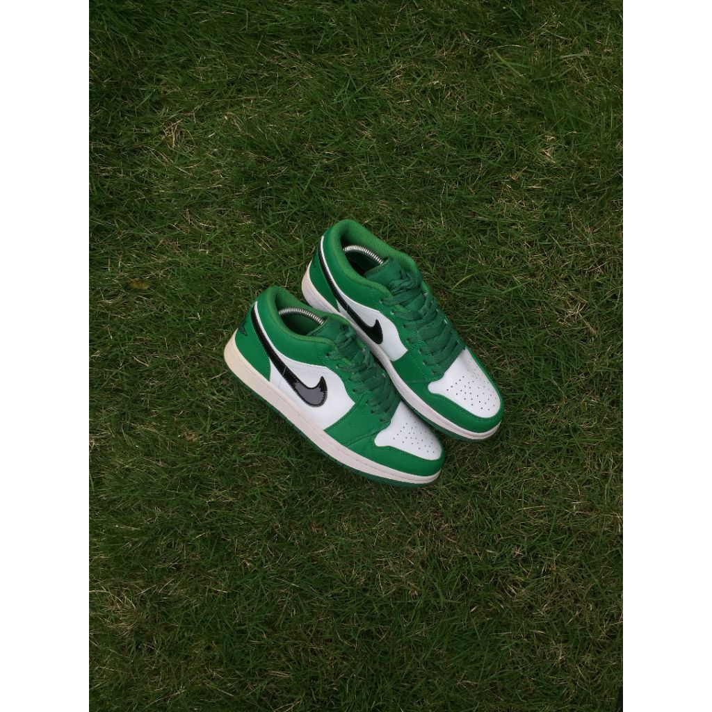 nike air jordan low green