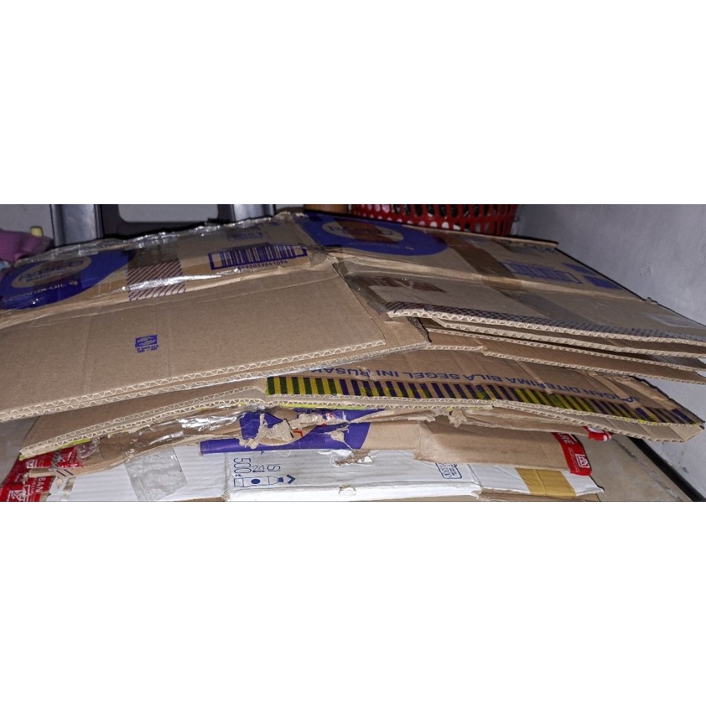 Jual dus bekas kiloan, harga per kg 4k sajaa hemat budget