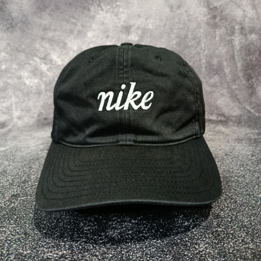 Digidegu Topi Nike Tiger Woods - Simple Cap - Hitam