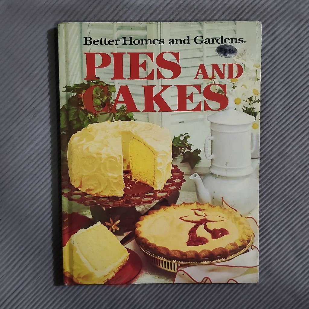 Buku Original • Pies and Cakes - Better Home and Gardens