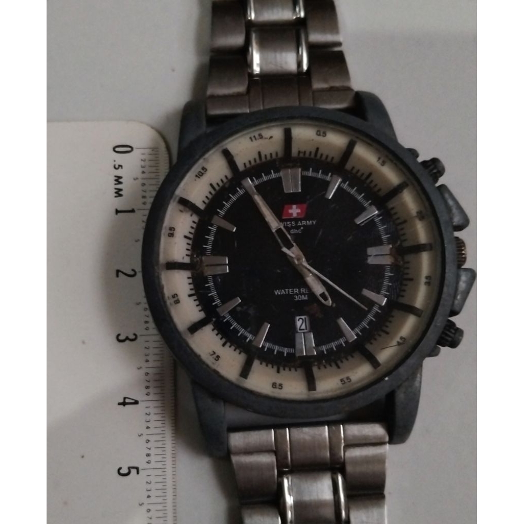 Victorinox jam tangan off, bahan