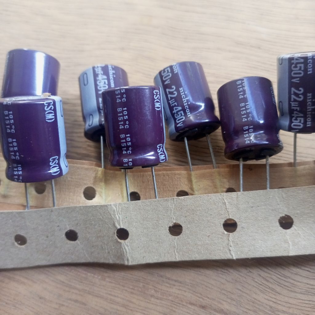 Elko 22uf 450volt Nichicon