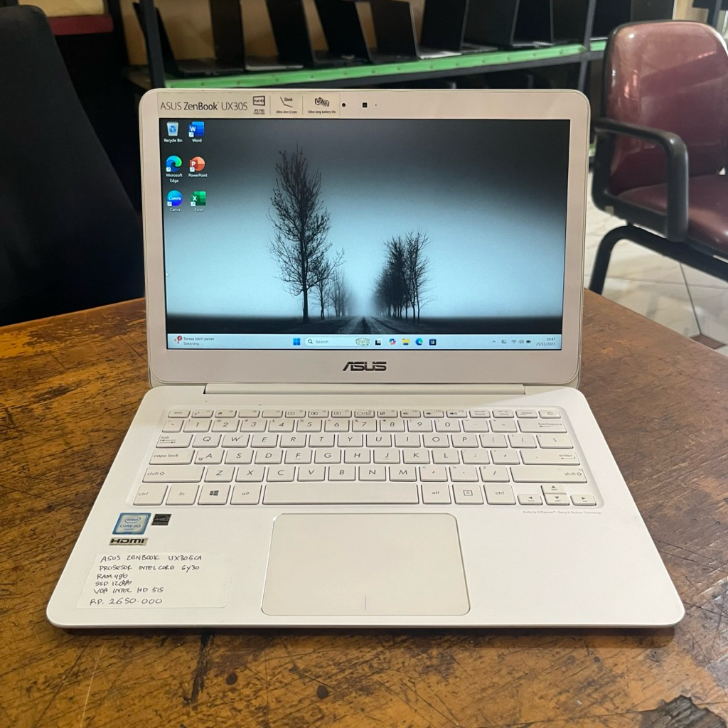 Laptop Asus Zenbook UX305CA Core m3 Mulus Super Slim