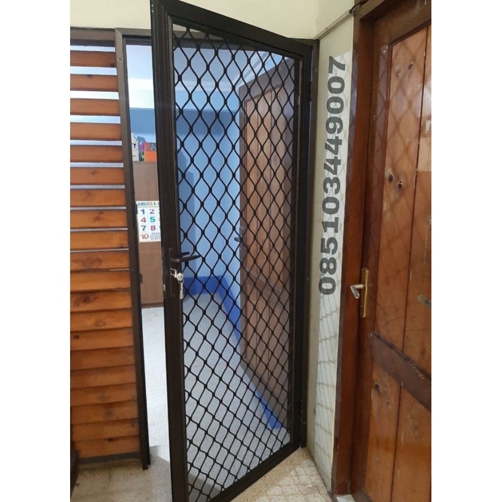 Pintu kasa nyamuk / ekspanda.