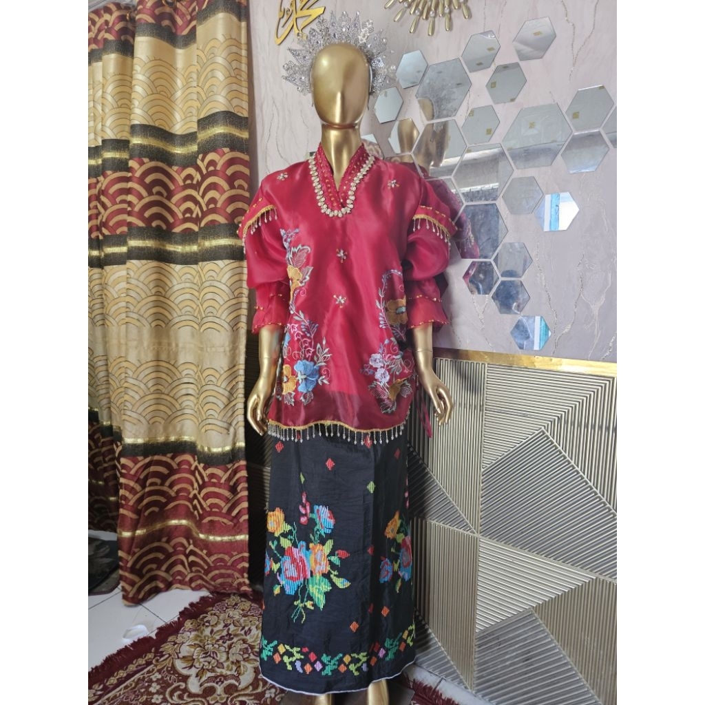 BAJU BODO MOTIF BORDIR KEMBANG LAGOSI