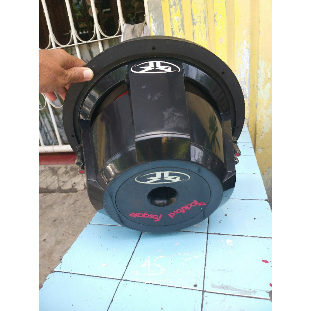 rockford fosgate P3 12in