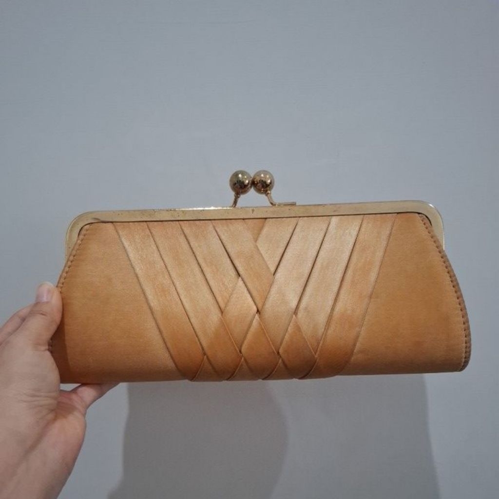 Preloved Tas Pesta Elizabeth Hand Bag Clutch Bag