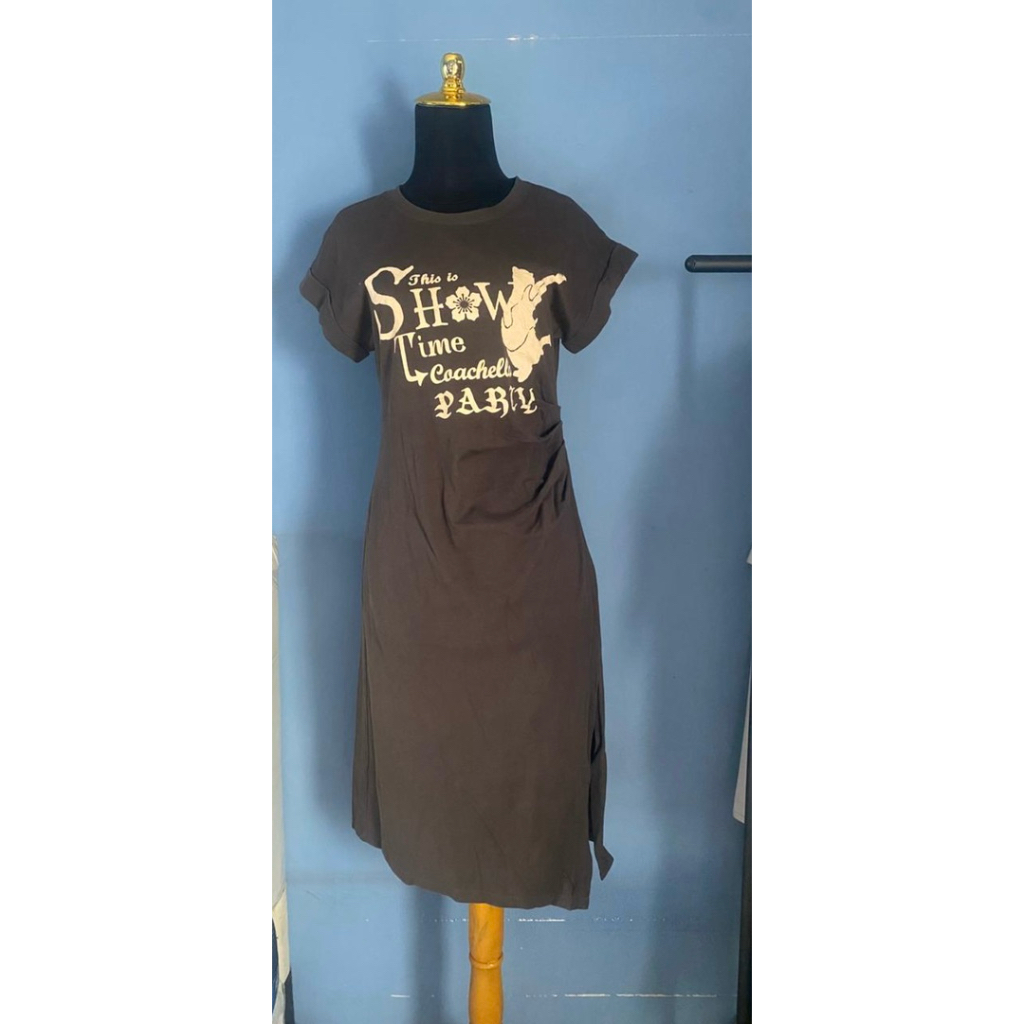 Dress kaos kerut serut belah wanita
