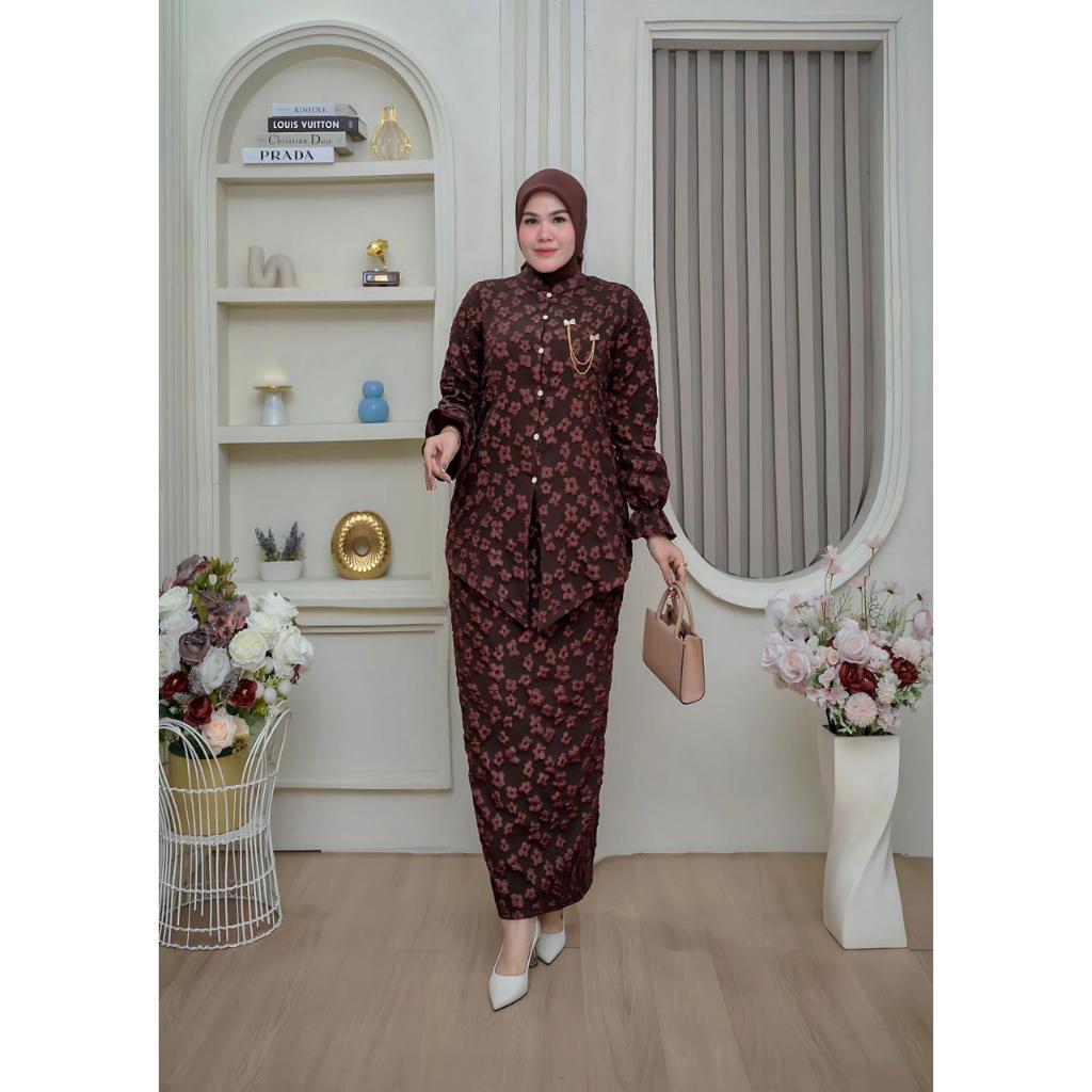 Set Kebaya Nurhaliza Mewah Elegan Busui Friendly