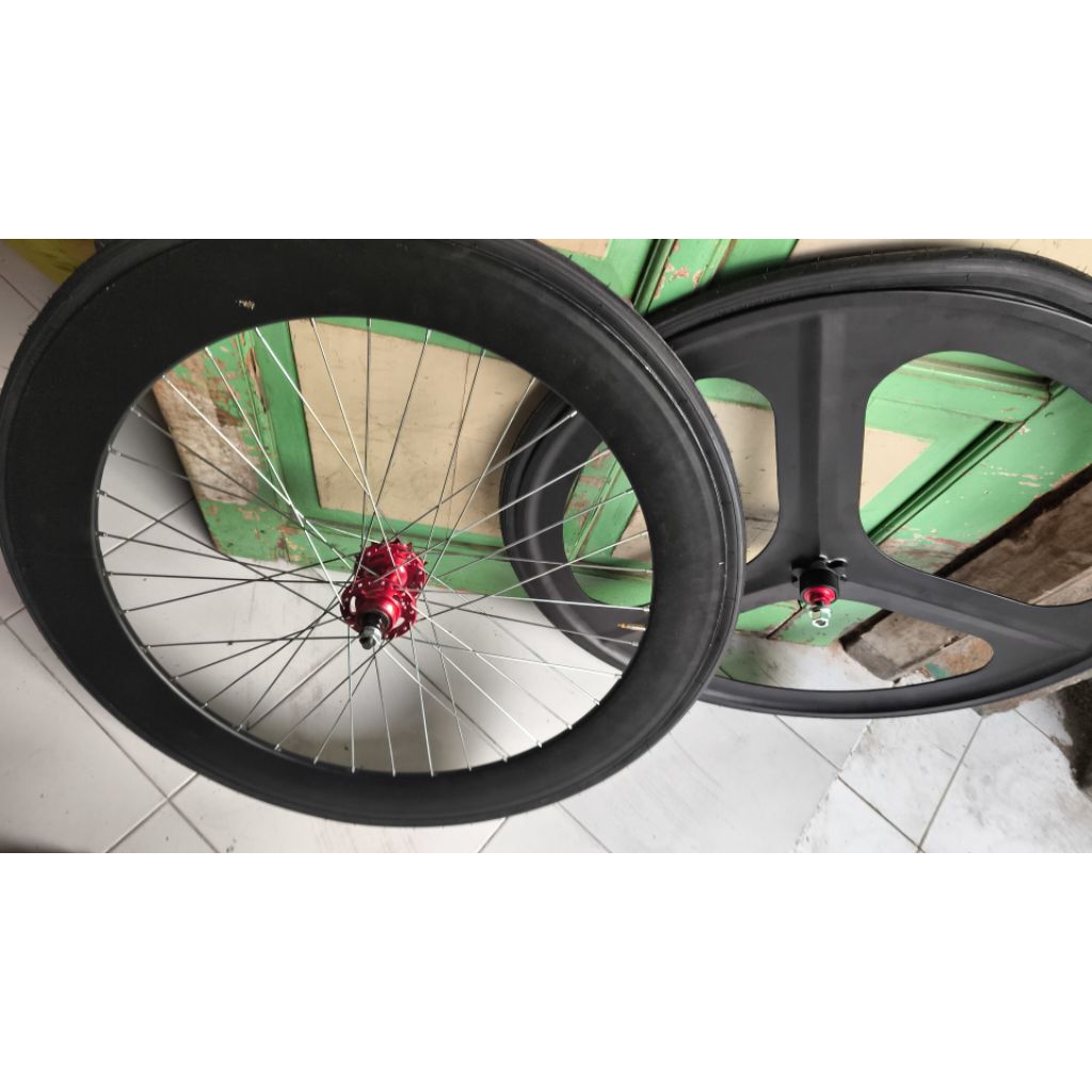 depan belakang navigate 3 spoke dan pasific rims 7mm