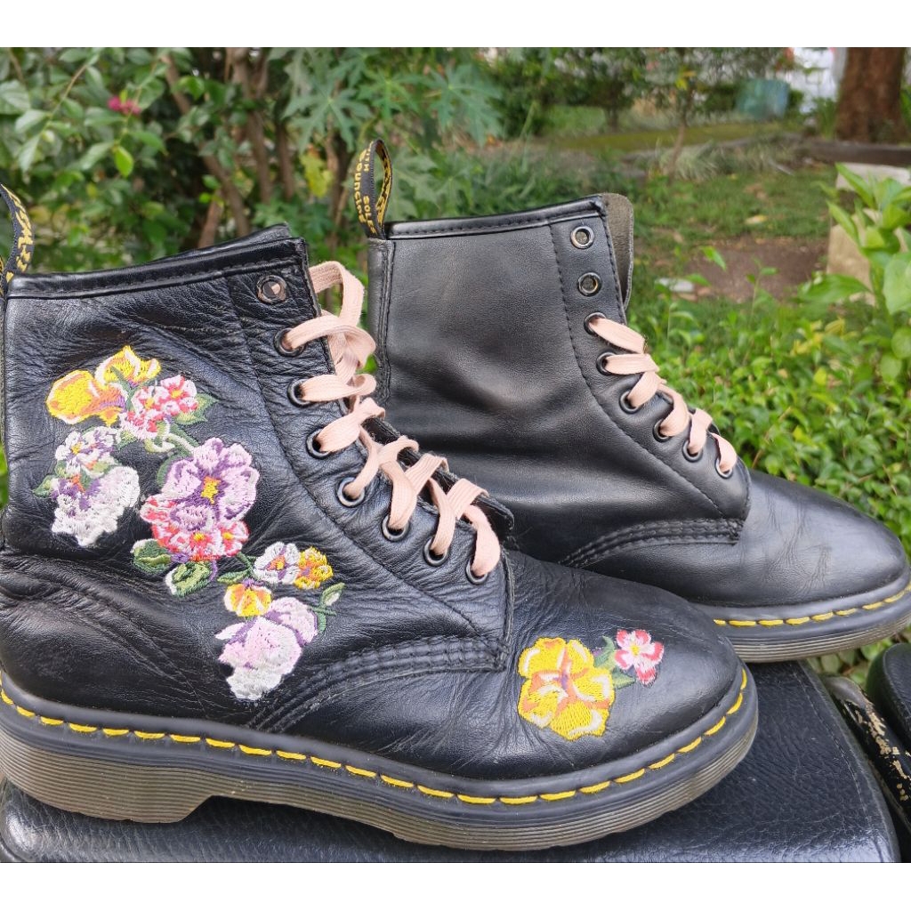 preloved sepatu boot kulas wanita docmar