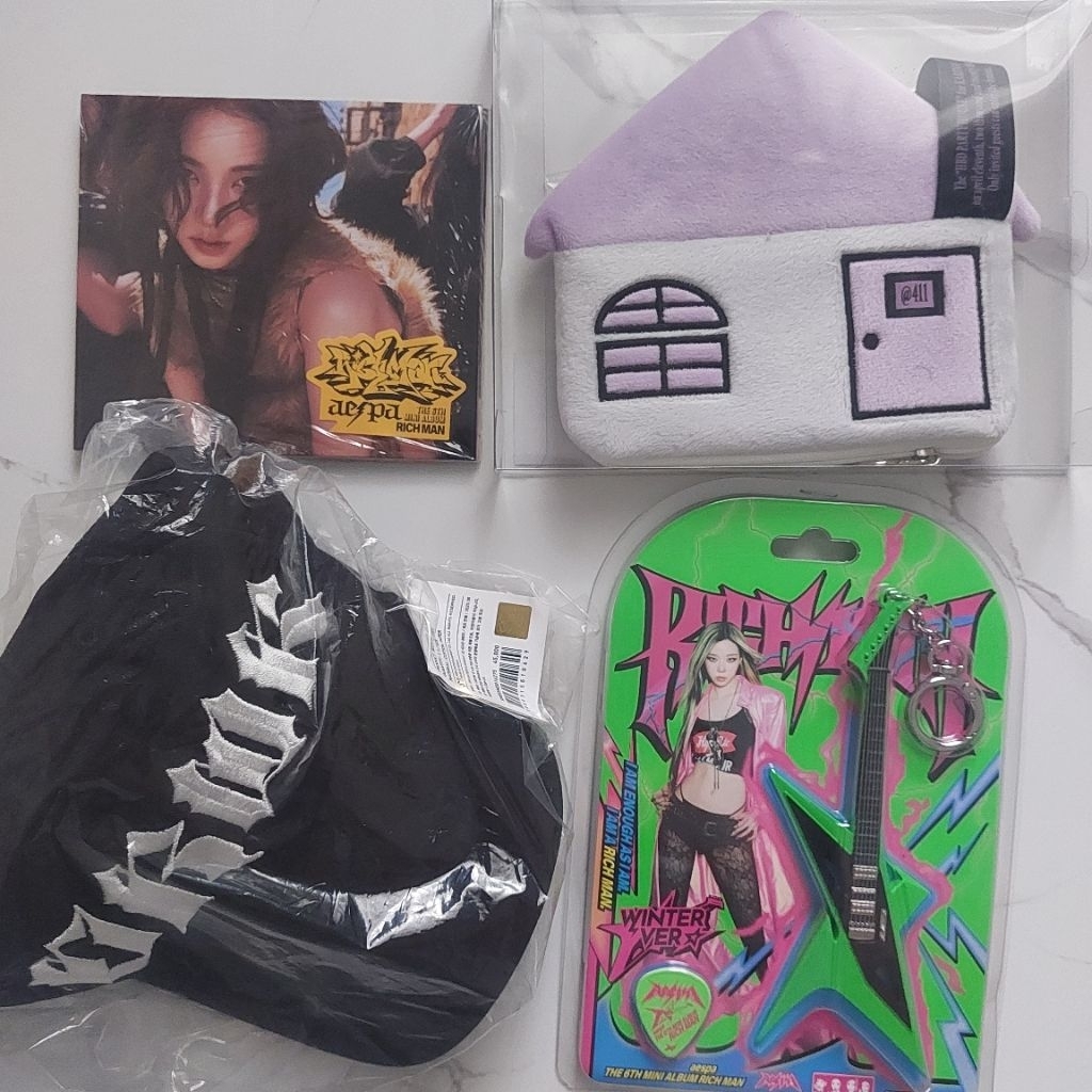 OFFICIAL ALBUM AESPA RICH MAN GUITAR WINTER VER BURST KARINA VER KARINA AESPA BDAY POUCH ONLY BALLCA