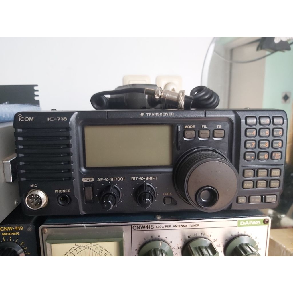 HF Radio Transceiver Icom IC-718