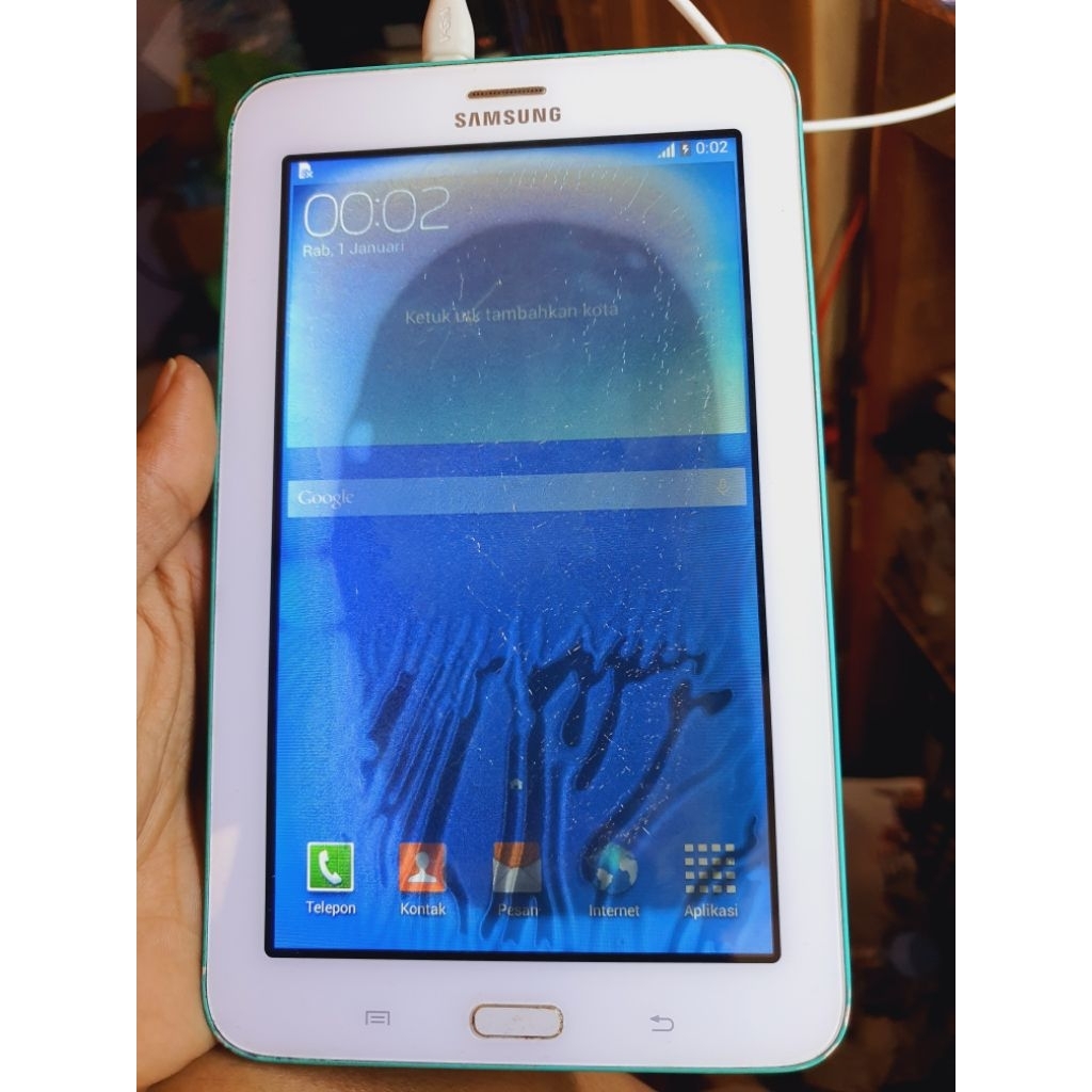Unit Tablet Samsung Tab 3 Lite 7.0" 3G T111 Minus Bisa Pakai sehari²