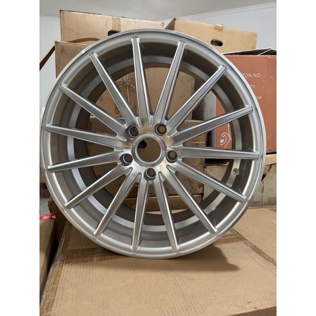 1 BIJI Velg Mobil Ring 18 hole 5 R18 lubang 5 VOSSEN VFS2 Hyper Silver SATUAN