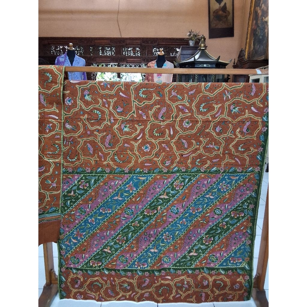 Kain Batik Tulis Lawas Antik/Kain Batik Tulis Dlorong Buketan/Kain Buketan Encim/Kain Buketan Lawas