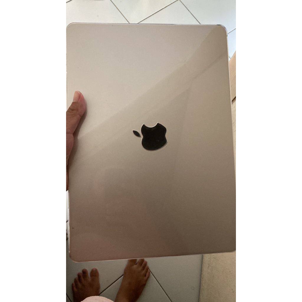 macbook air m2 2022