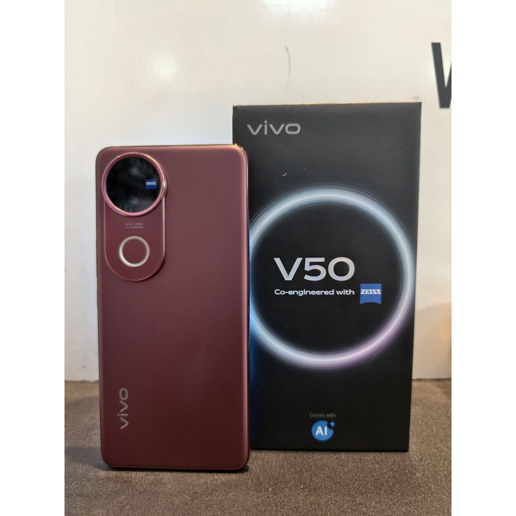 VIVO V50 5G RAM 12/256 SECOND