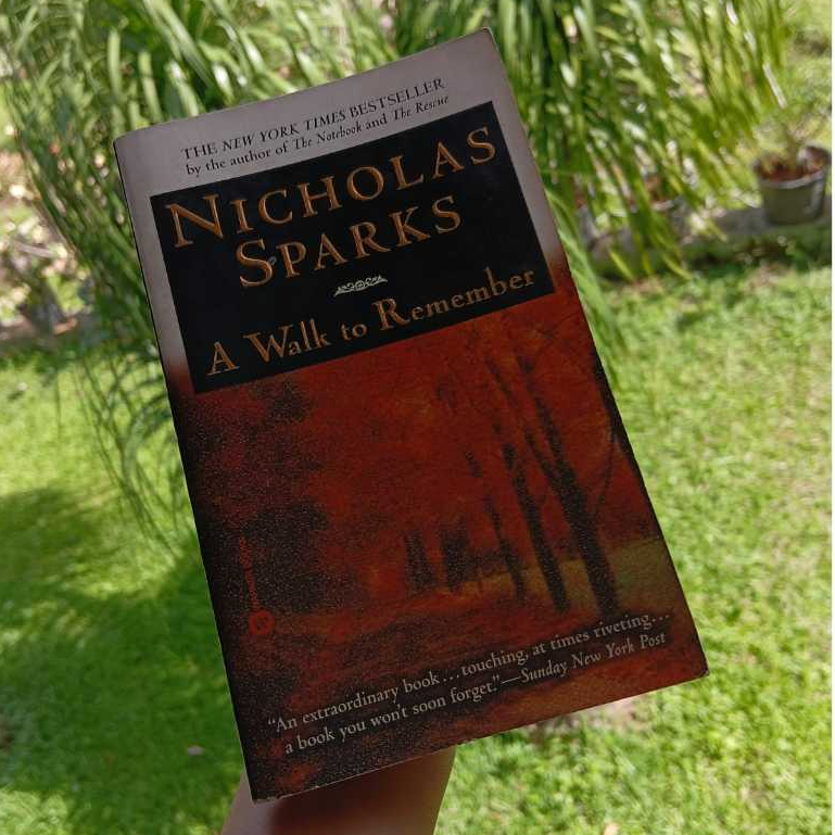 Nicholas Sparks A Walk to Remember Novel Fiction Bahasa Inggris Preloved