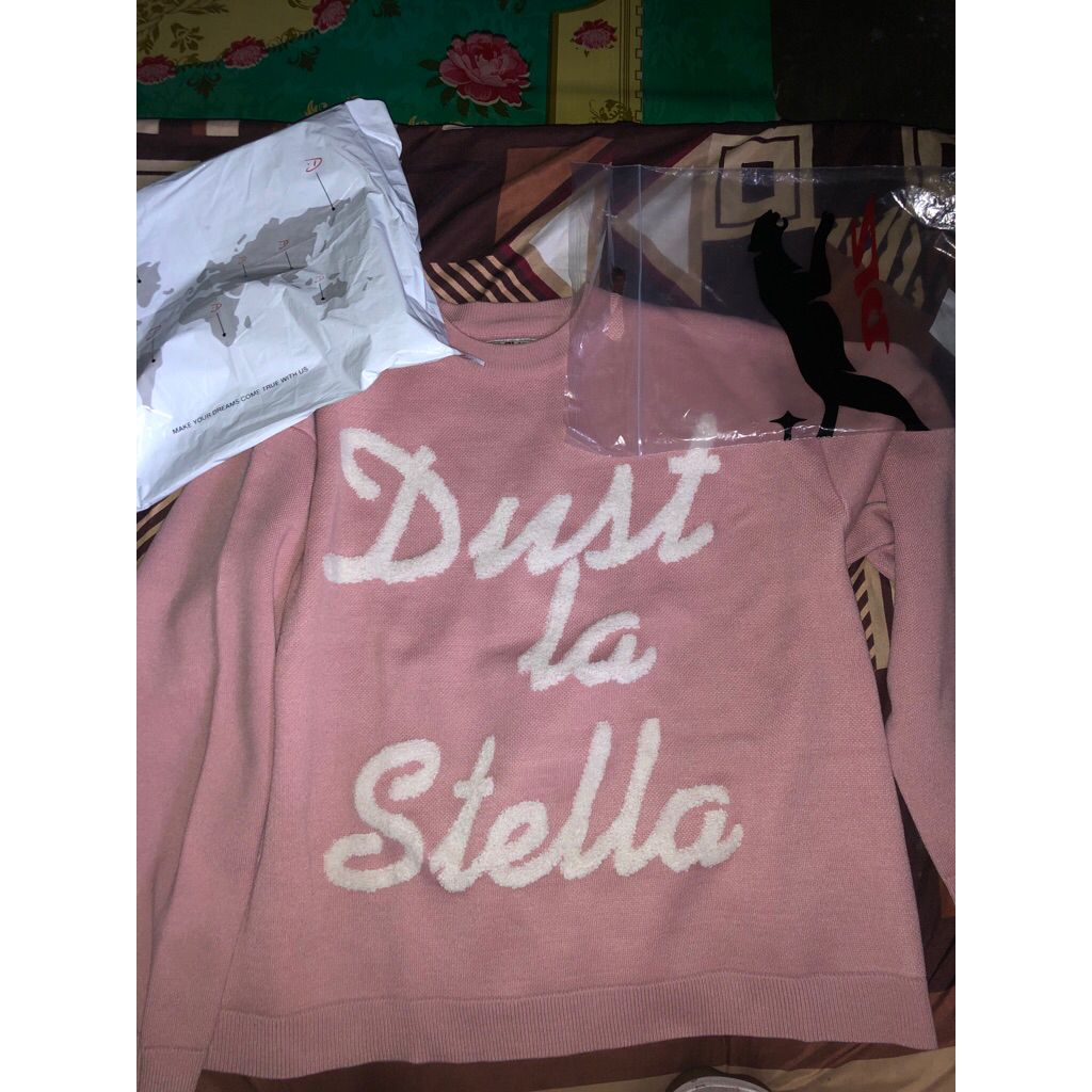 dust la stela