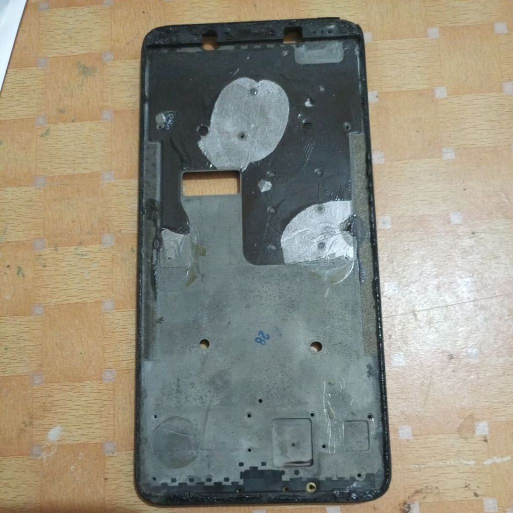 prame tatakan lcd oppo f5 ori copotan