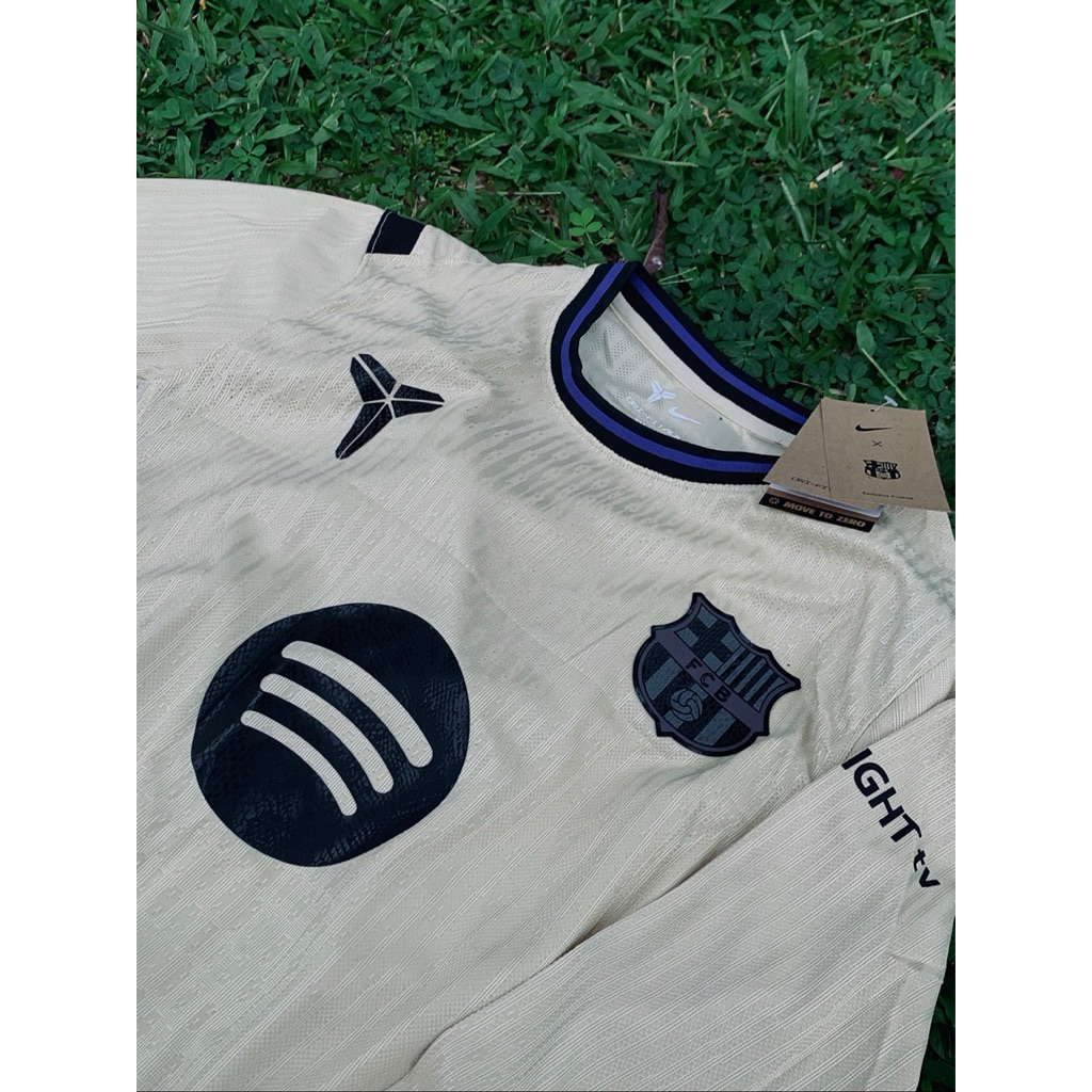 LS Barcelona Away 25/26 Player issue