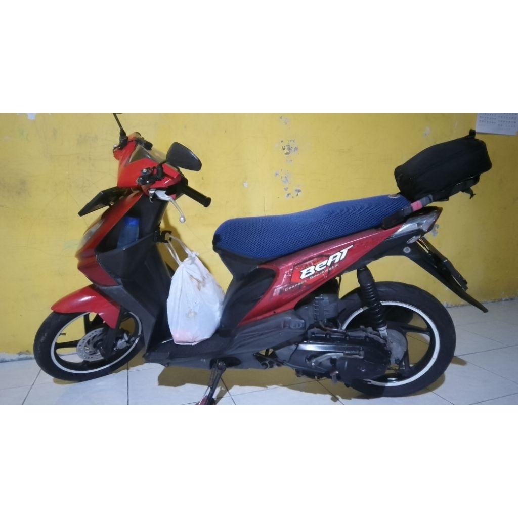 Motor Honda Beat Karbu tahun 2008 surat lengkap seken kondisi masih oke tinggal pake