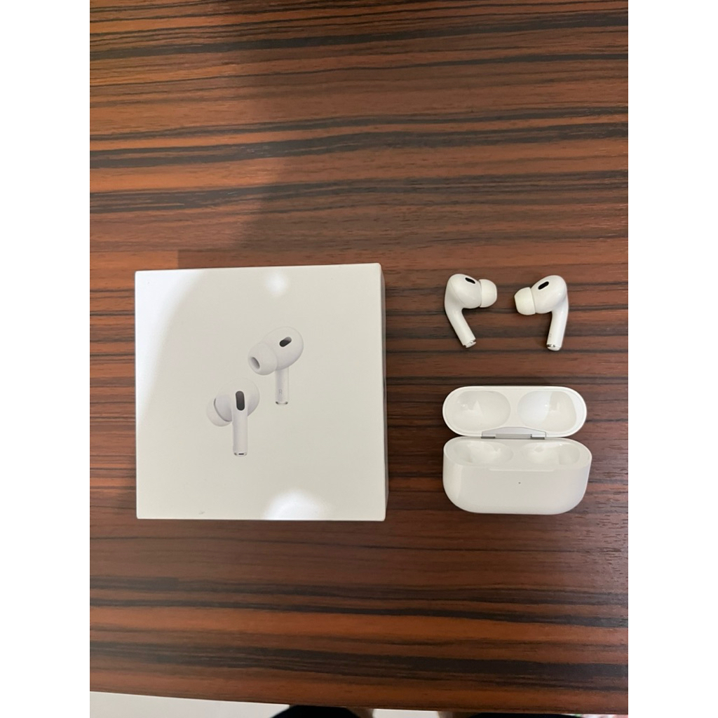 AirPods Pro 2 Lightning - Second