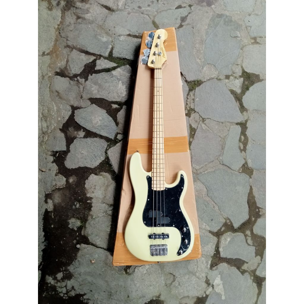 PRECISSION BASS