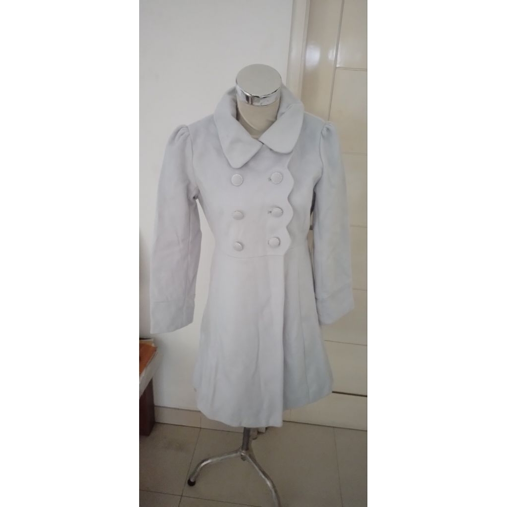 AXES FEMME SWEATER DAN COAT