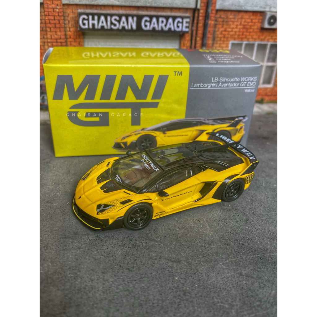 Mini GT 639 LB Silhouette Works Lamborghini Aventador GT evo Yellow