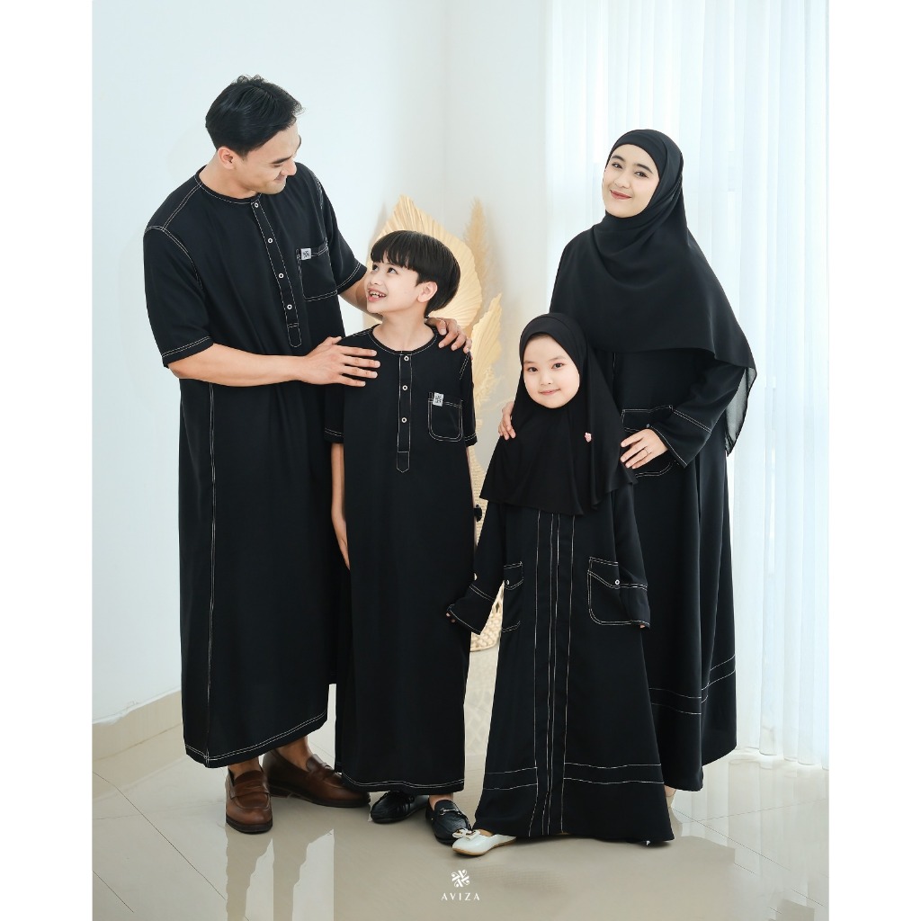 Hijabsisters - Black Series Family Couple Lebaran Terbaru 2026 - Najwa Luxury Baju Muslim Keluarga