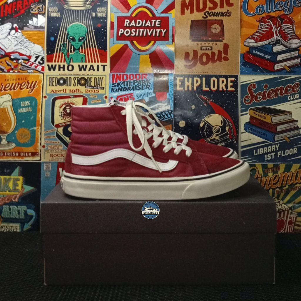 sepatu bekas / second sk8 model tinggi merah maroon size 39