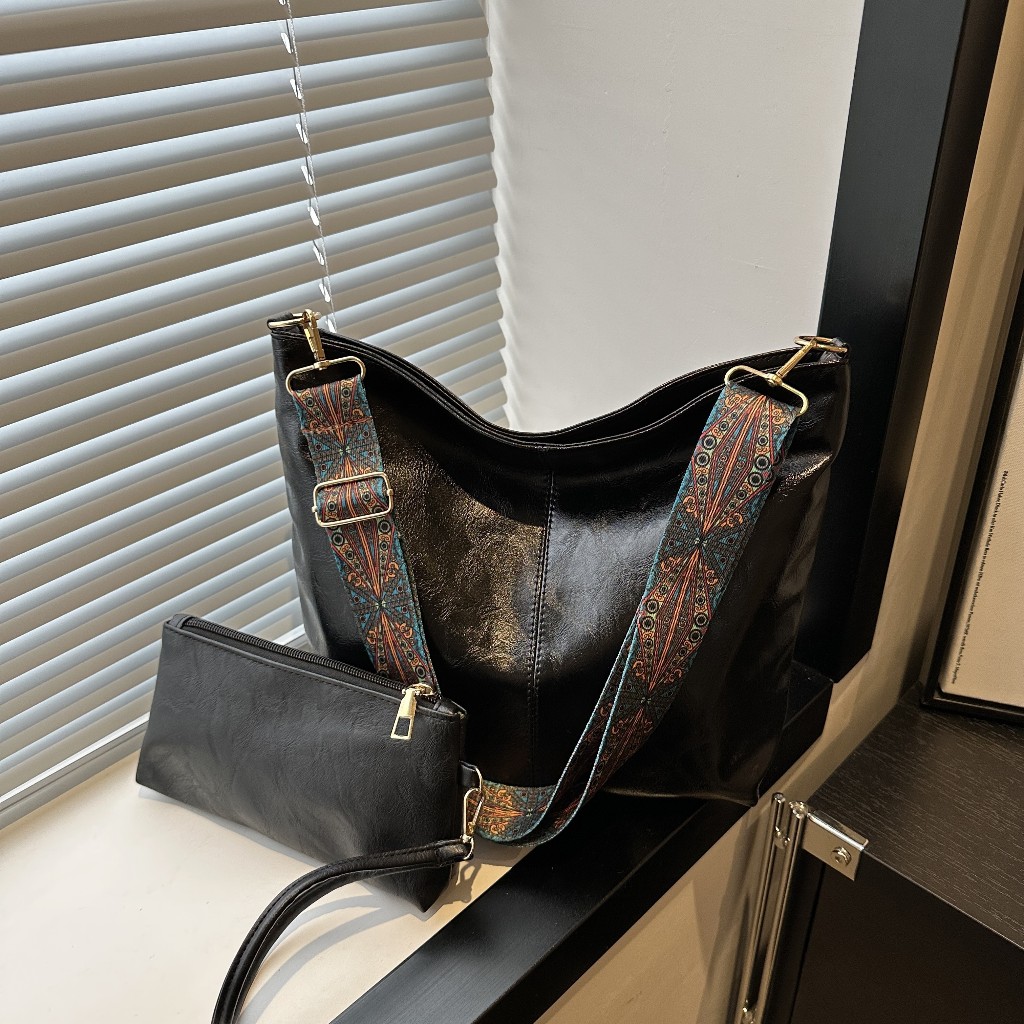 TAS SELEMPANG WANITA - TAS SELEMPANG KECE - TAS KAPASITAS BESAR