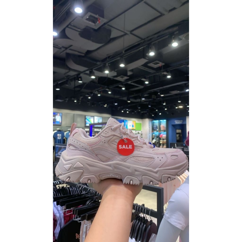 SEPATU SKECHERS D'LITES HIKER WOMEN'S TRAINING SHOES/D'LITES WOMEN SHOES