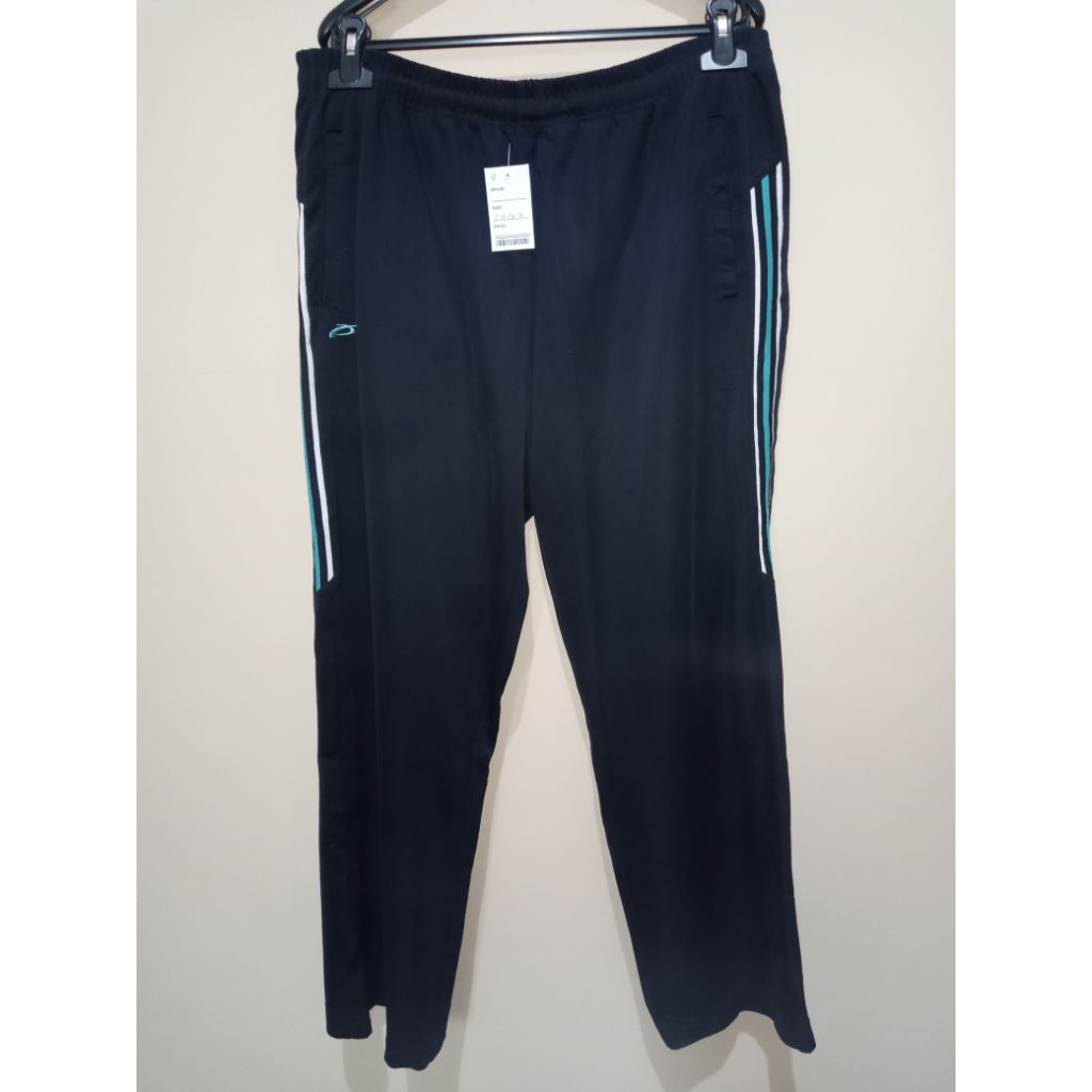 CELANA TRAINING PRELOVED