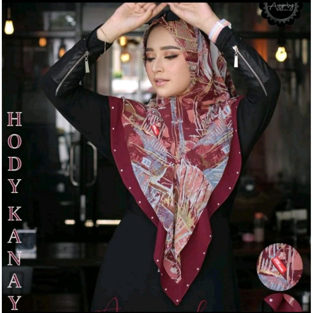 Jilbab instan Hoodie Kanaya Motif bahan Ceruty Babydoll by Ayyuby Hijab