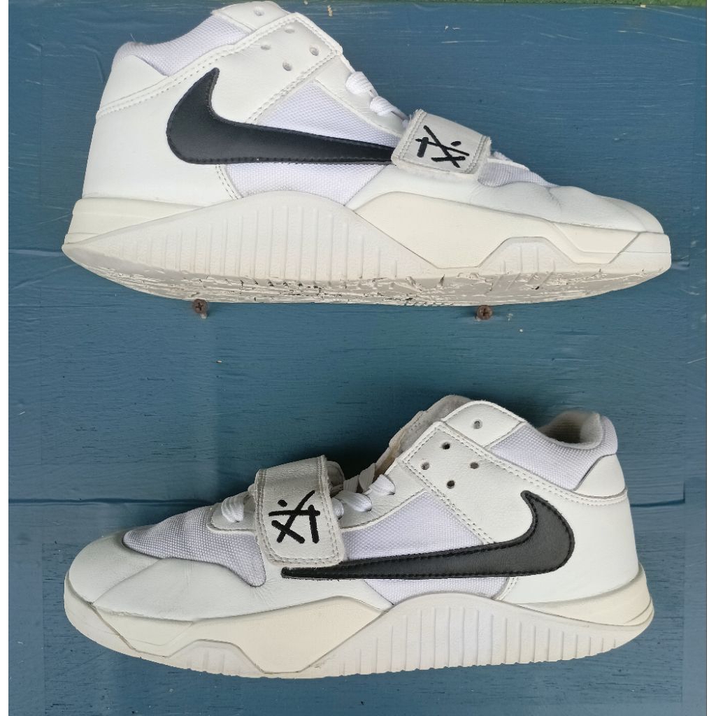 Sneakers Travis Scott x air jordanpman (Second)