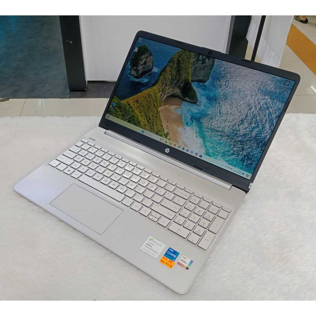 Laptop Leptop 15s-fq2642tu core i5-1135g7  Ram 8 gb Ssd 512 gb 15 inc core i5/8gb/512gb