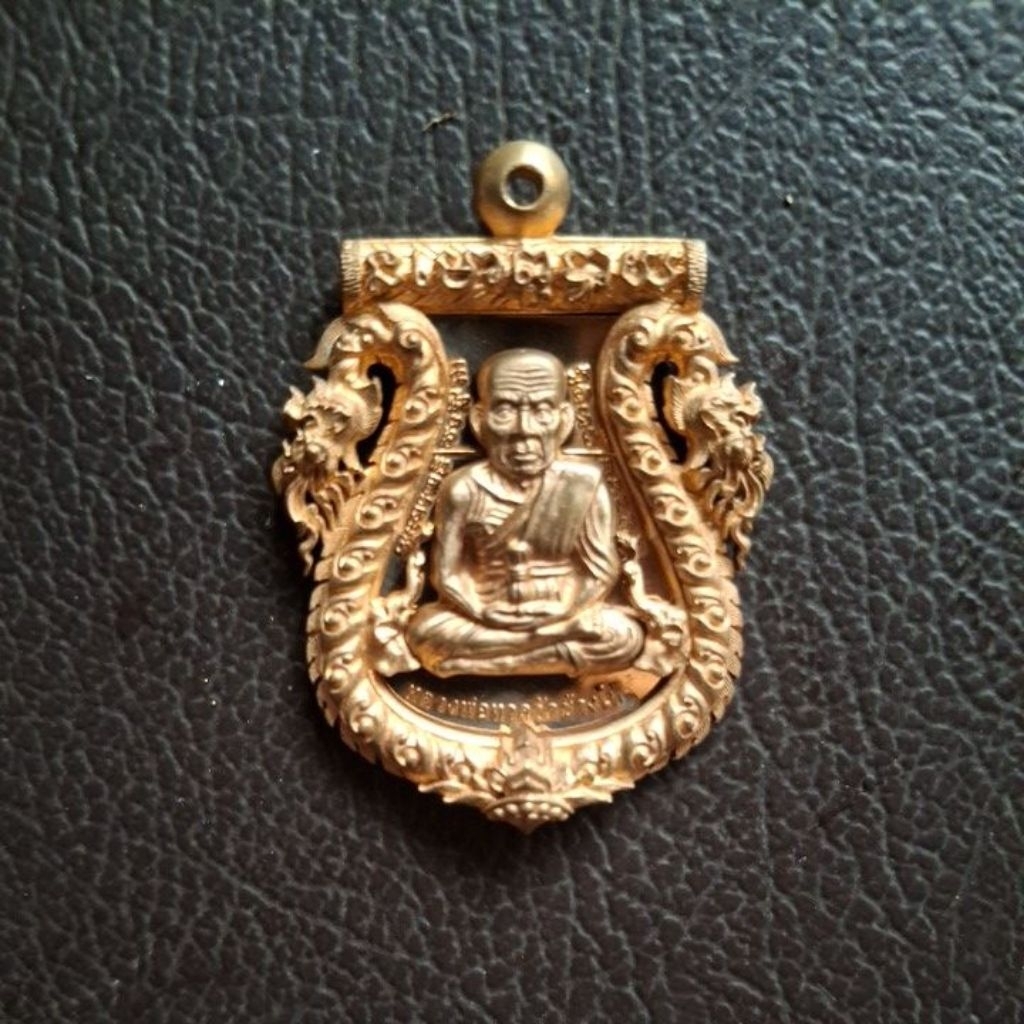 Sema Coin LP Thuad embedded with gold takrut,Kittikhun Maha Mongkol,Phor Than Khiew-Wat Hui Ngor,201
