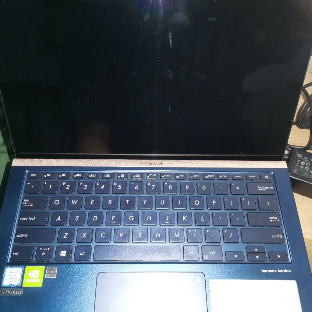 Asus Zenbook UX433FN i7 gen 8 RAM 16GB Minus LCD Geter
