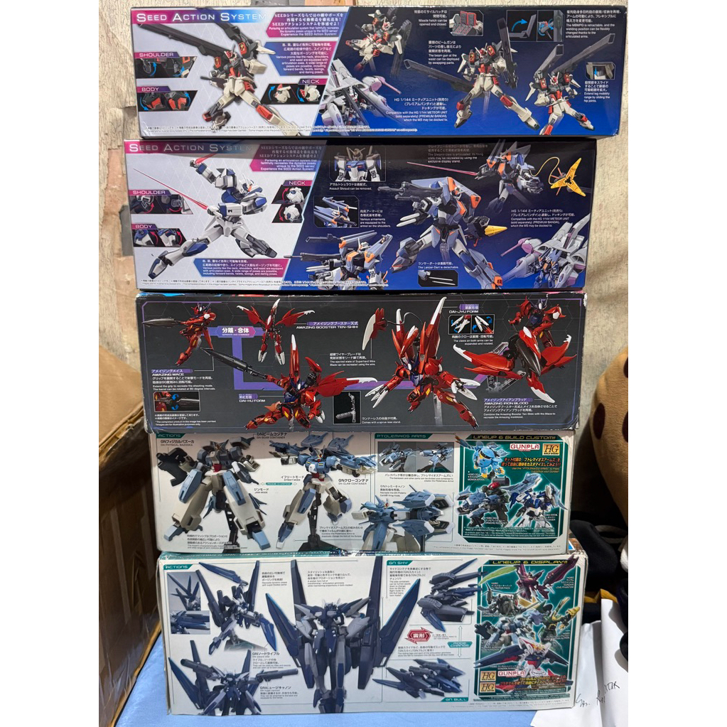 Borongan 5 Gundam , 4 seken 1 MIB
