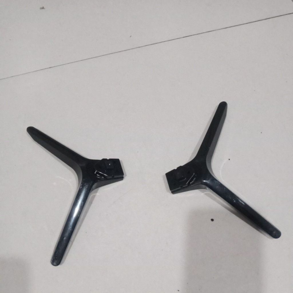 kaki tv LED polytron 32