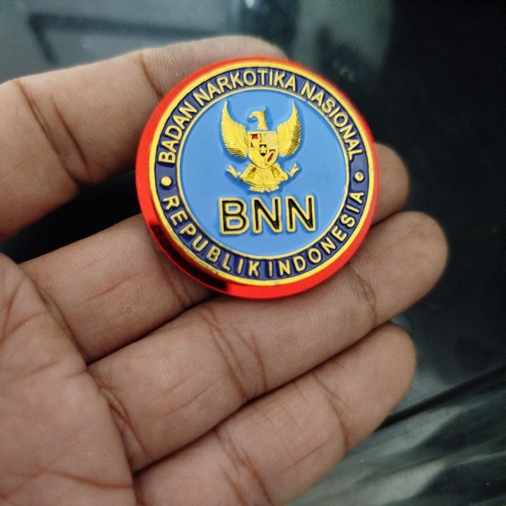 pin bnn magnet/wing bnn/brevet BNN
