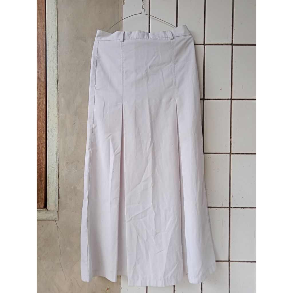 PRELOVED ROK SPAN PUTIH SMP/SMA | Rok SMA SPAN PUTIH | Rok sekolah
