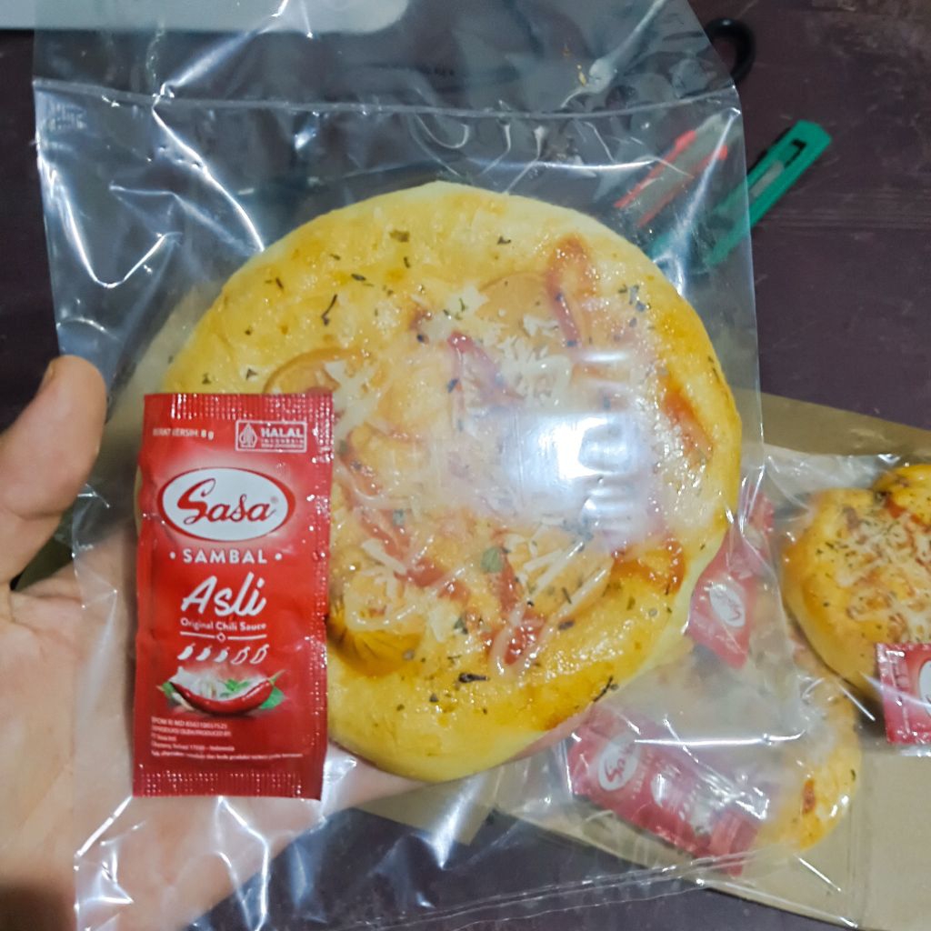 PIZZA MINI ROTI PIZZA HOMEMADE [5pcs/box] READY TO EAT