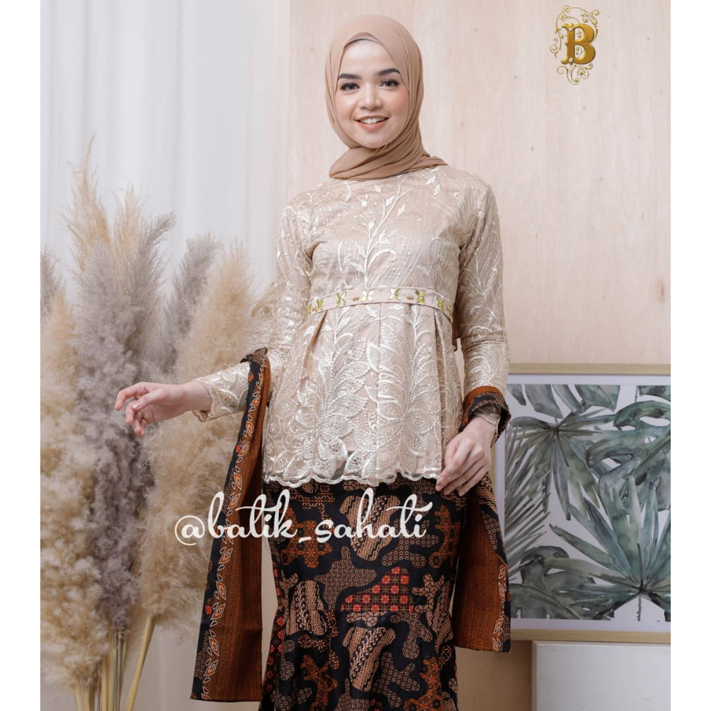 MINI RORO CREAM BY ASHOKABATIK | KEBAYA BRUKAT COUPLE BASEERA ELSA BAJU COUPLE BATIK KEMEJA PRIA KEB