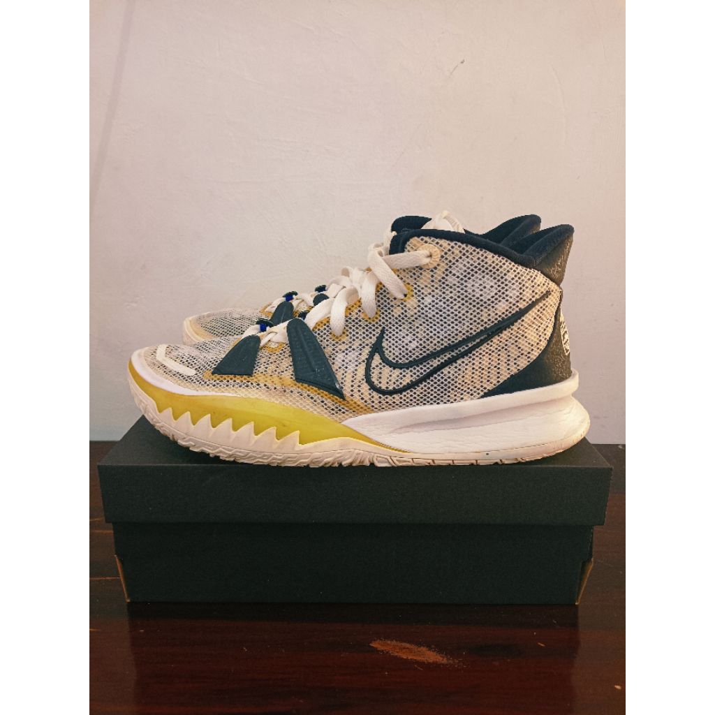 sepatu basket second size 44 nike kyrie 7 "brooklyn beats"