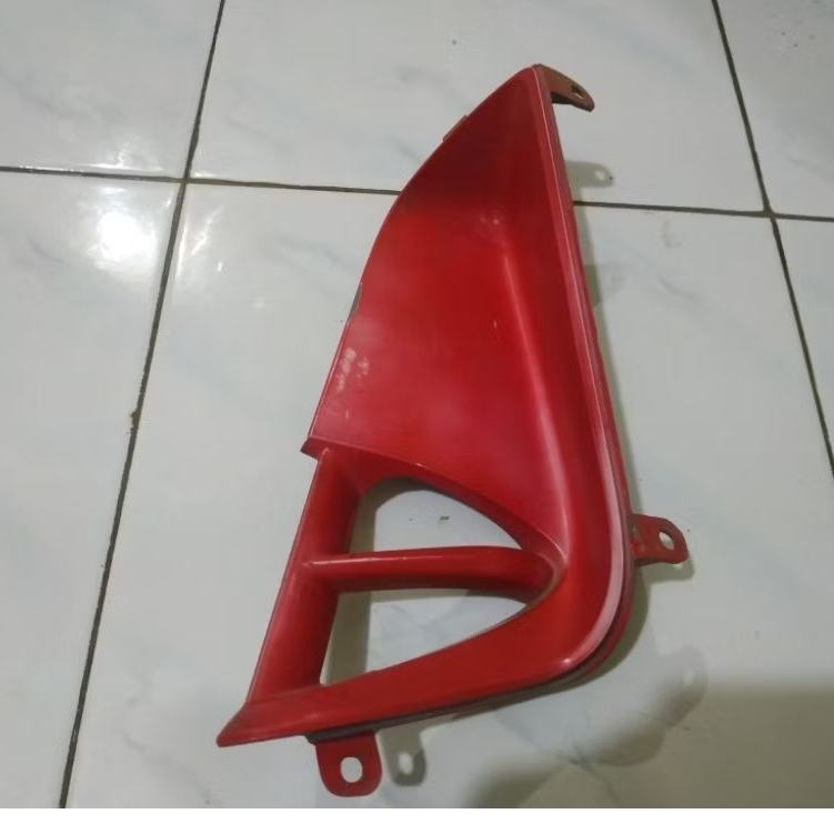 cover angin sayap kanan supra x 125 batman bekas original