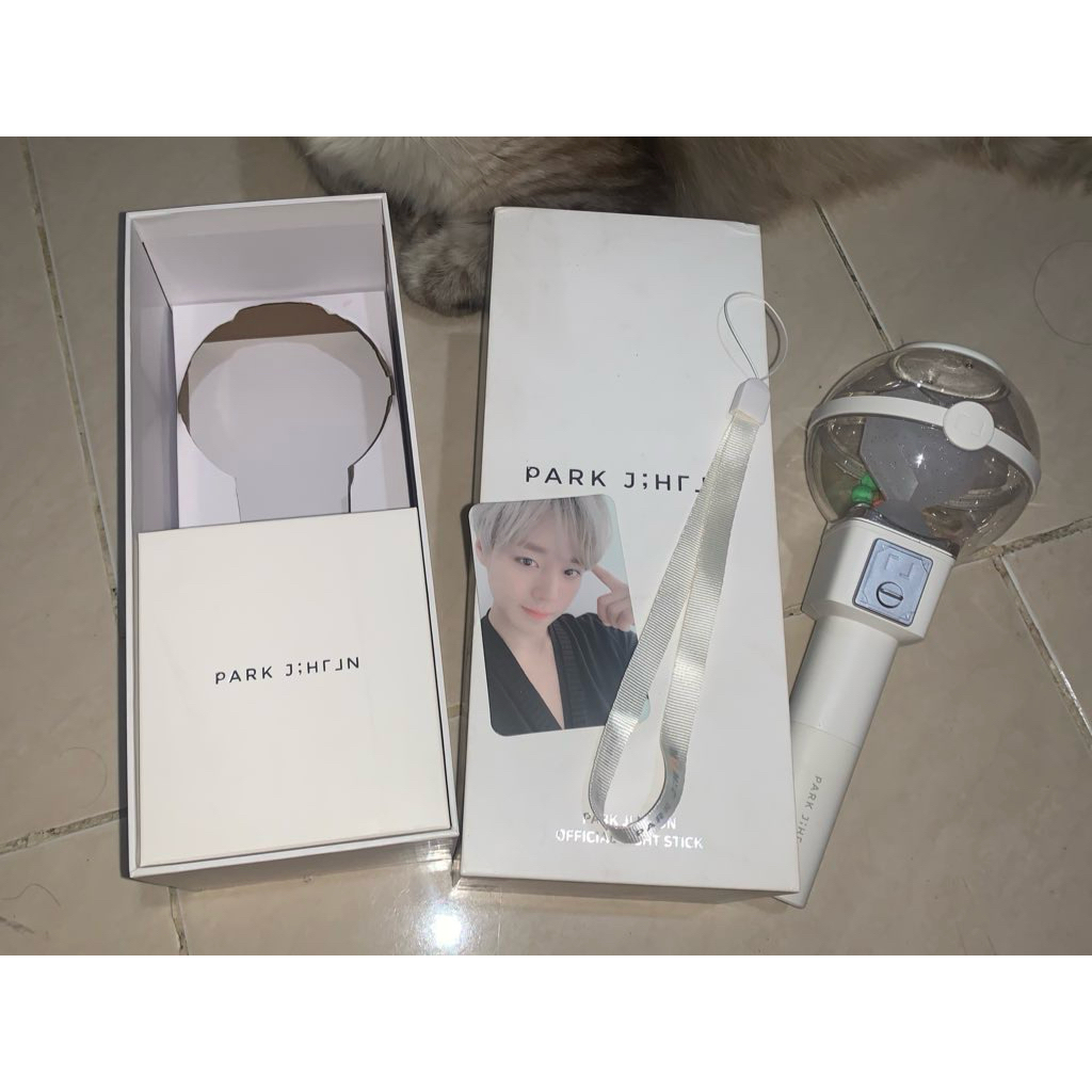 Park Jihoon Official Lightstick